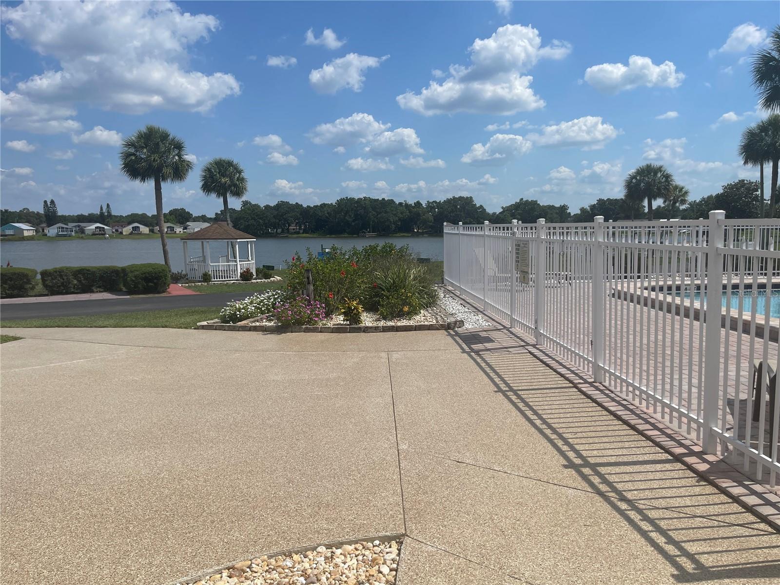 OAKWOOD ESTATES - Residential