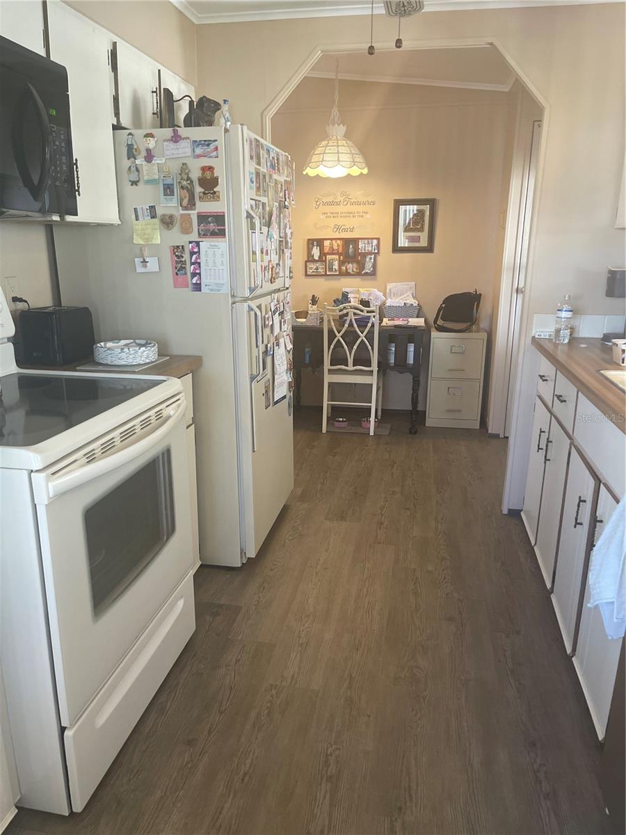 OAKWOOD ESTATES - Residential