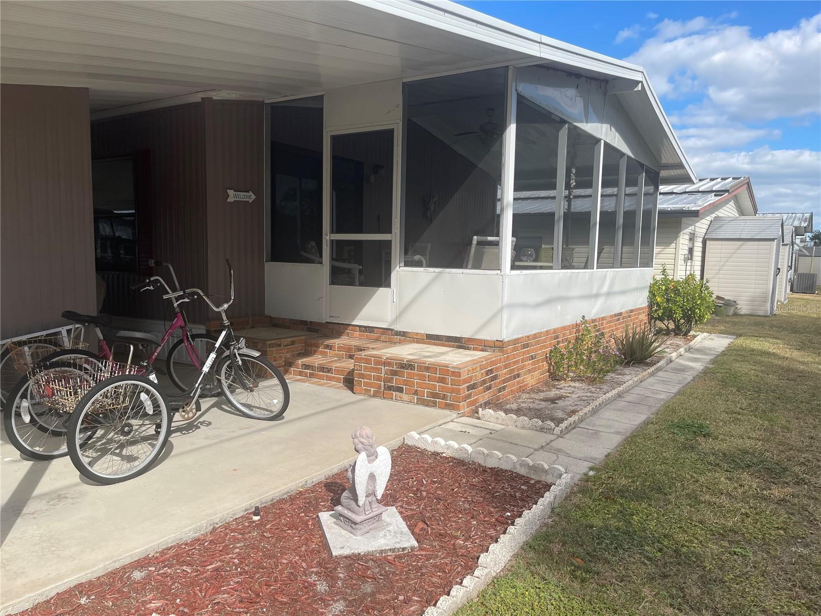 OAKWOOD ESTATES - Residential