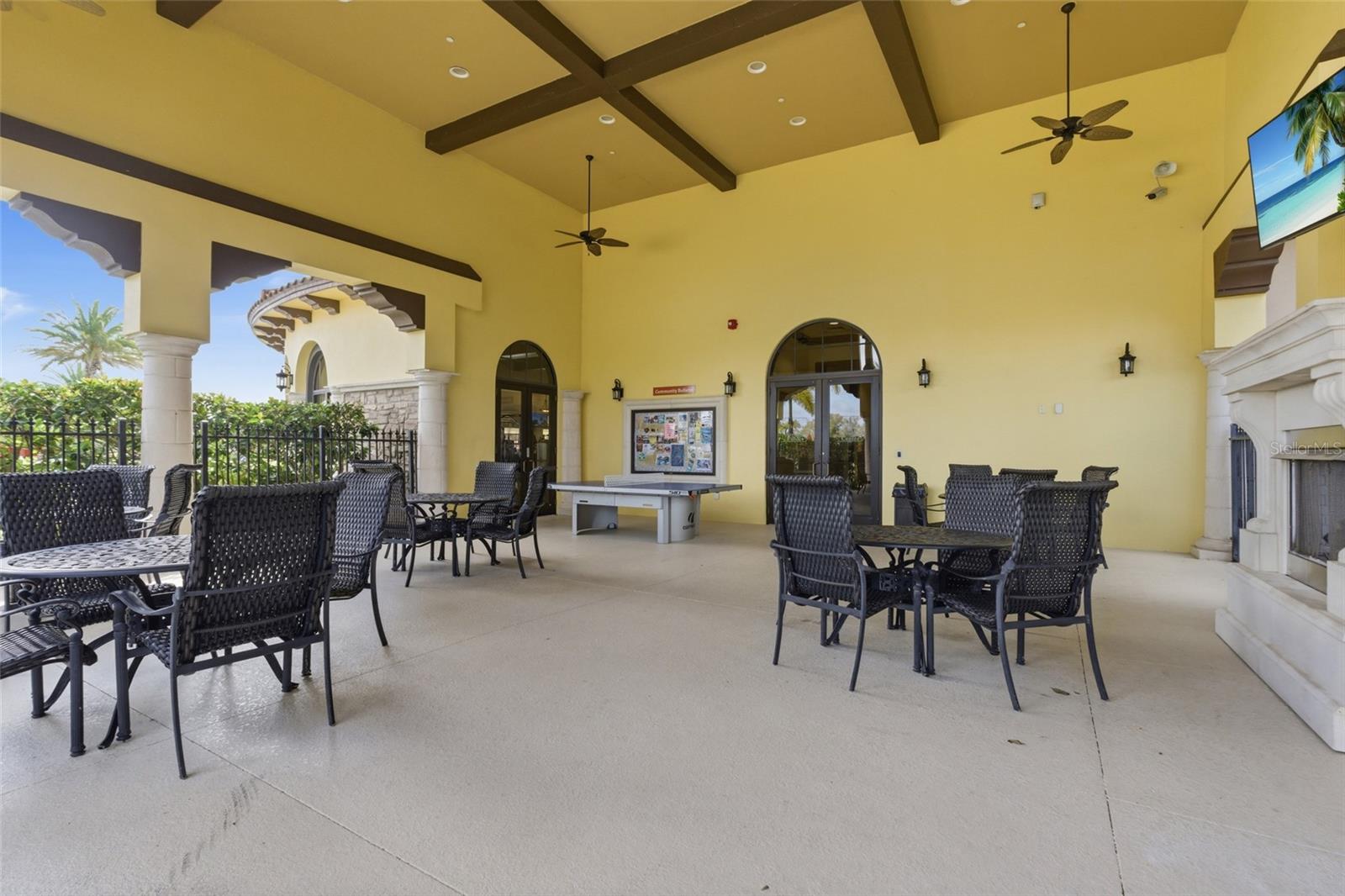 GRAN PARADISO TWNHMS 1B - Residential