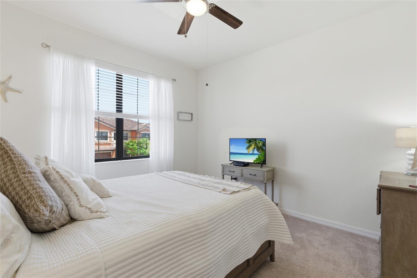 GRAN PARADISO TWNHMS 1B - Residential