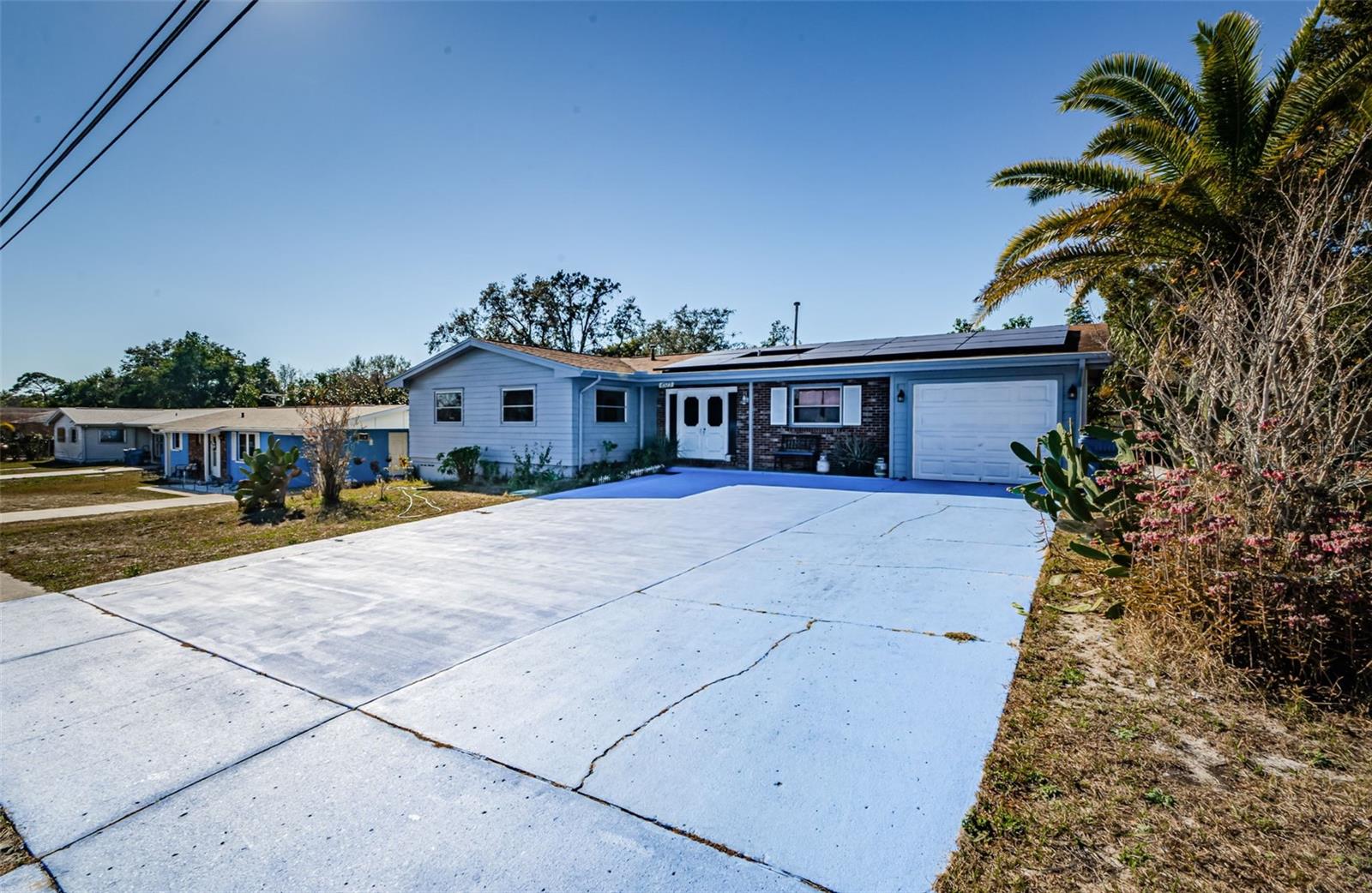 4573 DELTONA BOULEVARD