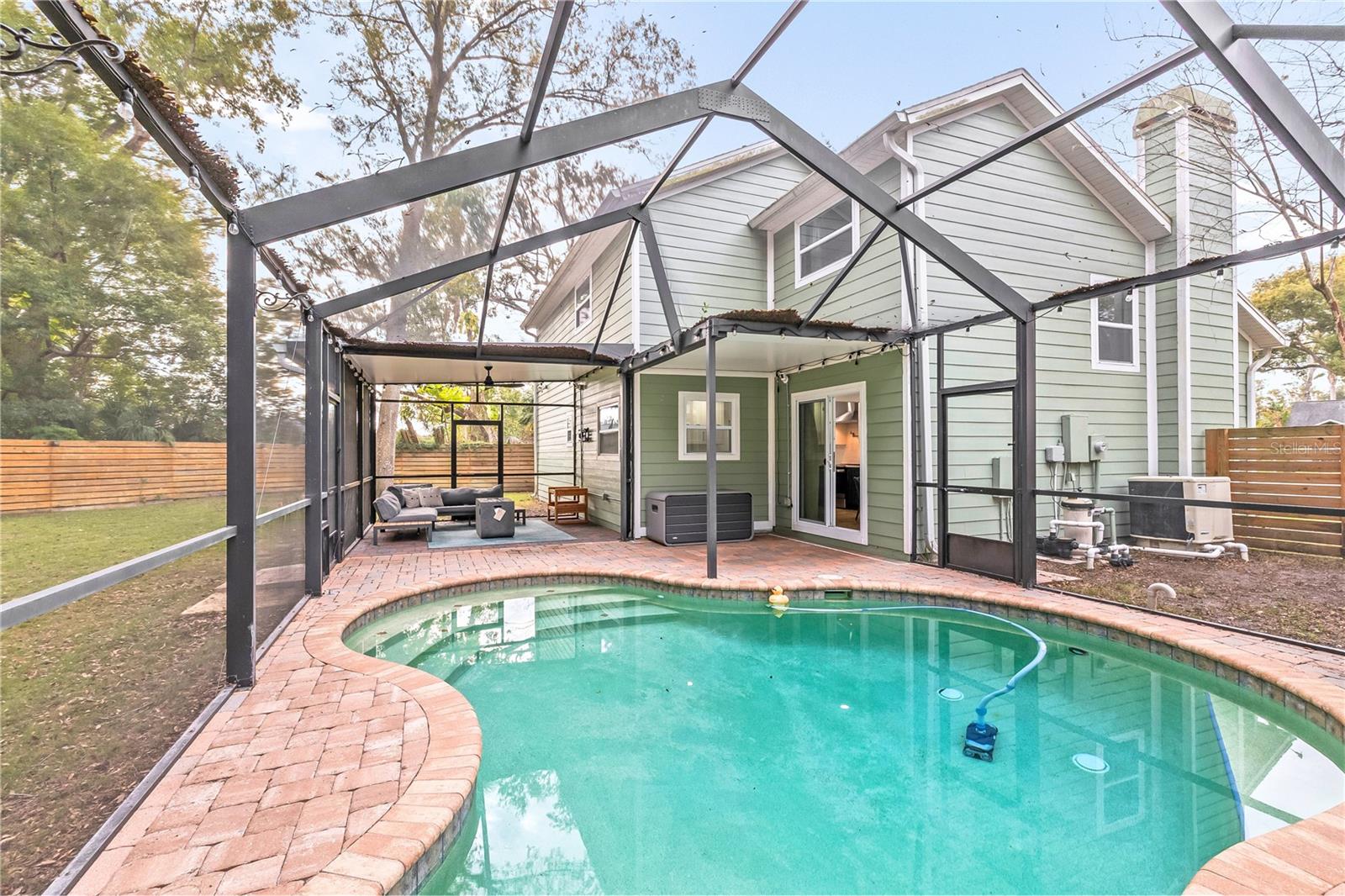 LOWRY OAKS - Residential