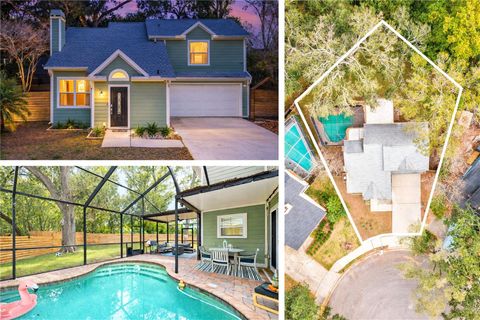 Photo of 1303 W Carissa Court, Tampa, FL 33604 (MLS # TB8467933)