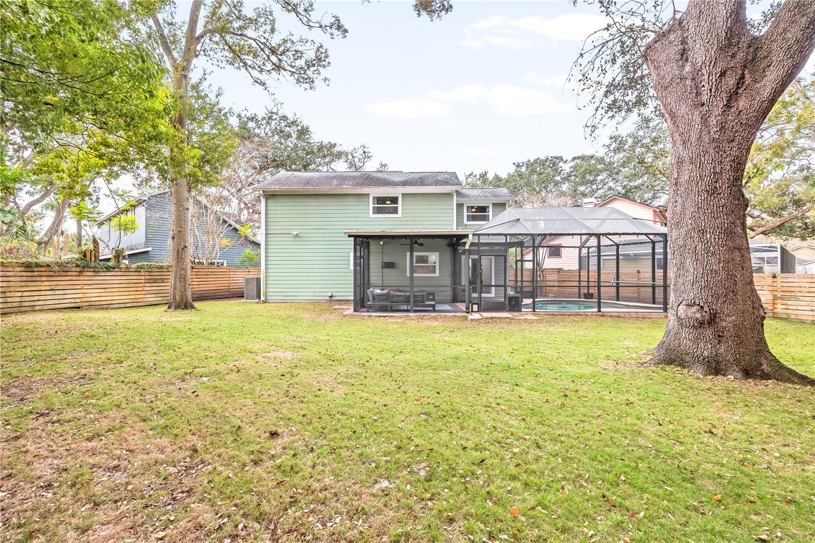 LOWRY OAKS - Residential