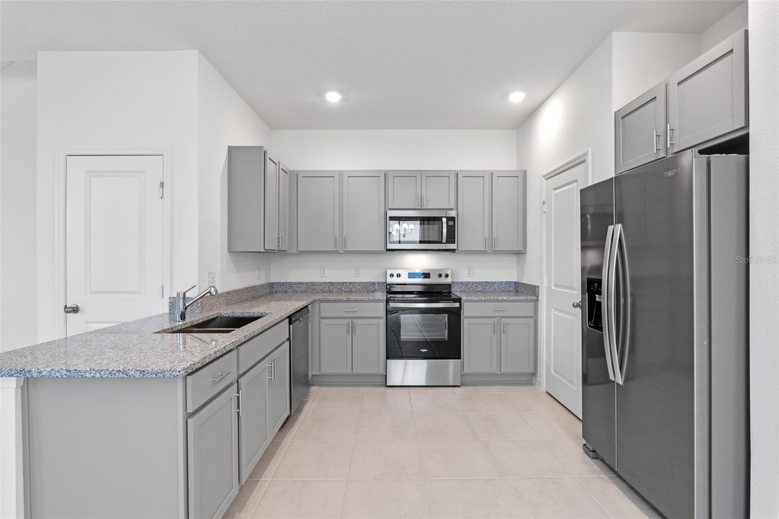 CYPRESS BLUFF PH 1 - Residential Lease