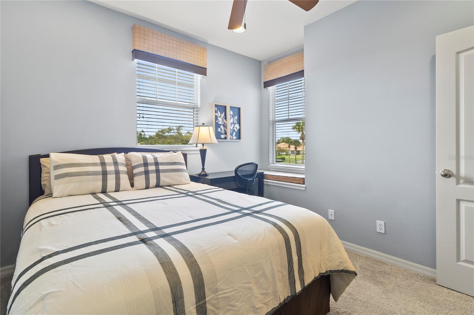 TOWNS AT LAKESIDE - Residential Lease