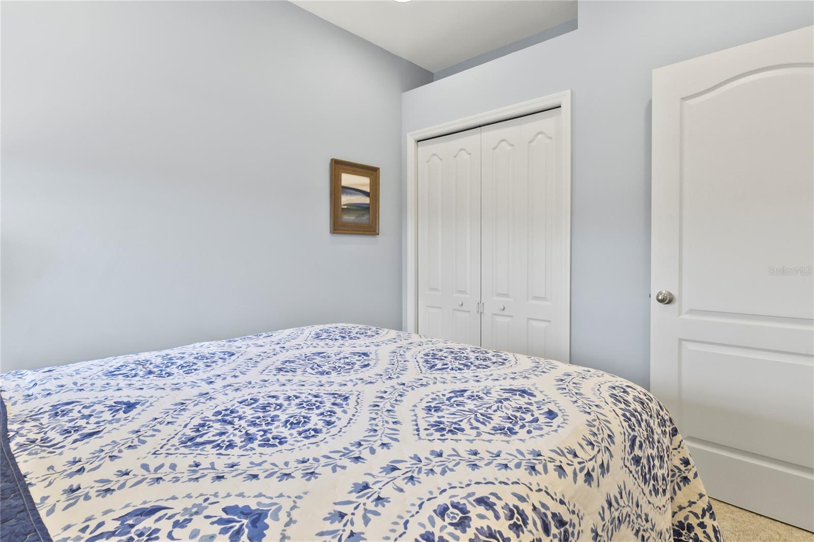 TOWNS AT LAKESIDE - Residential Lease