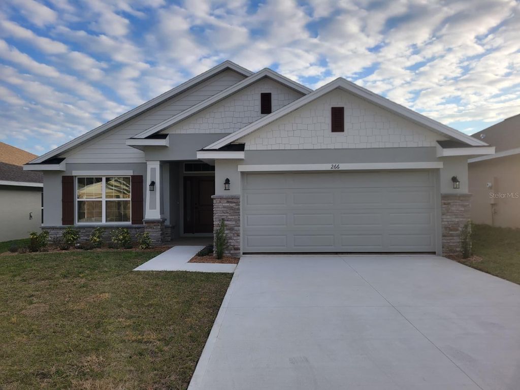 Photo of 266 Verny Grove Ln, Leesburg, FL 34748 (MLS # O6377935)