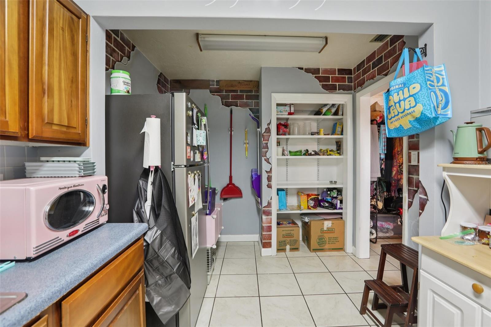 MONTICELLO PARK - Residential Income