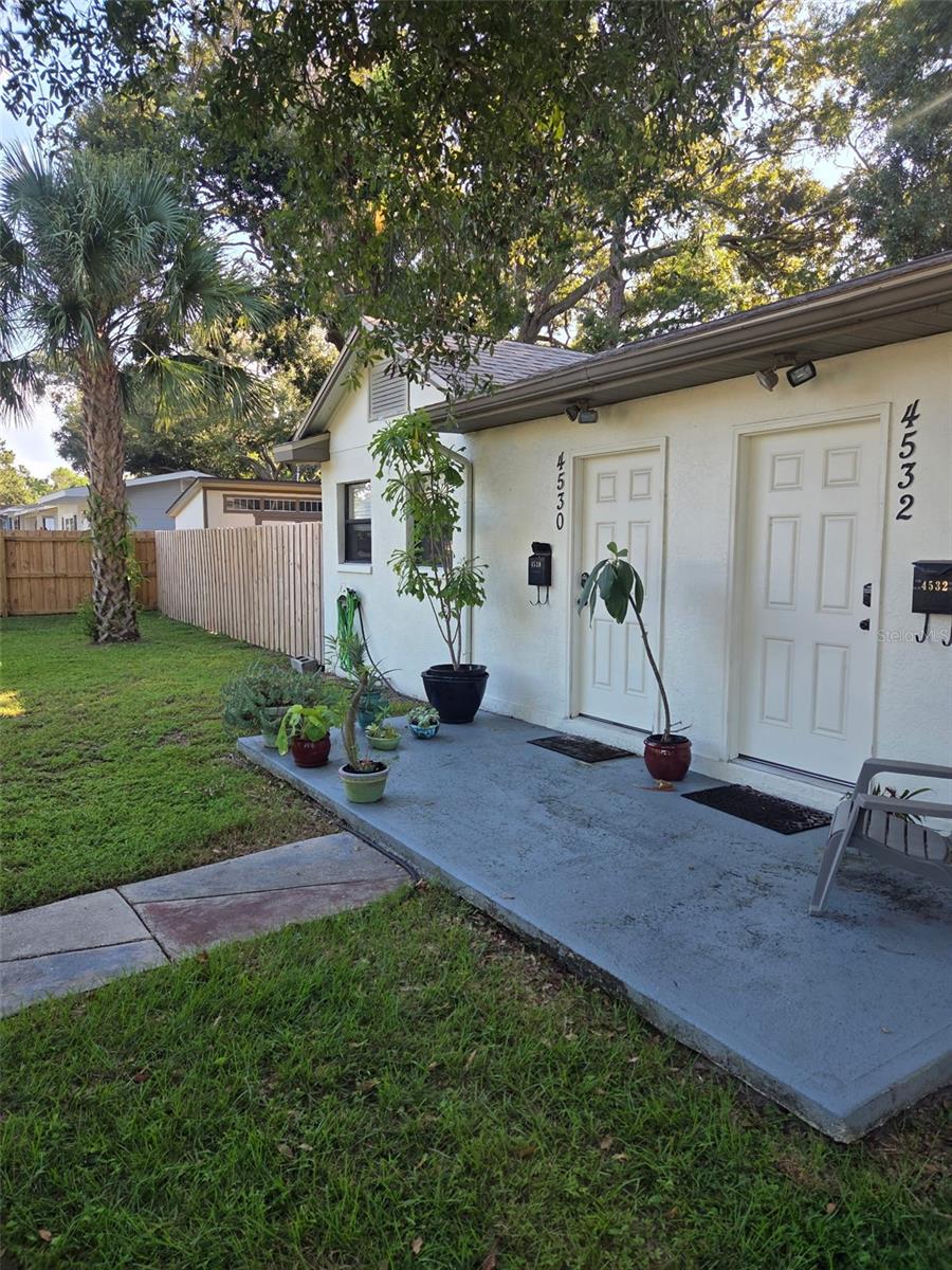 MONTICELLO PARK - Residential Income