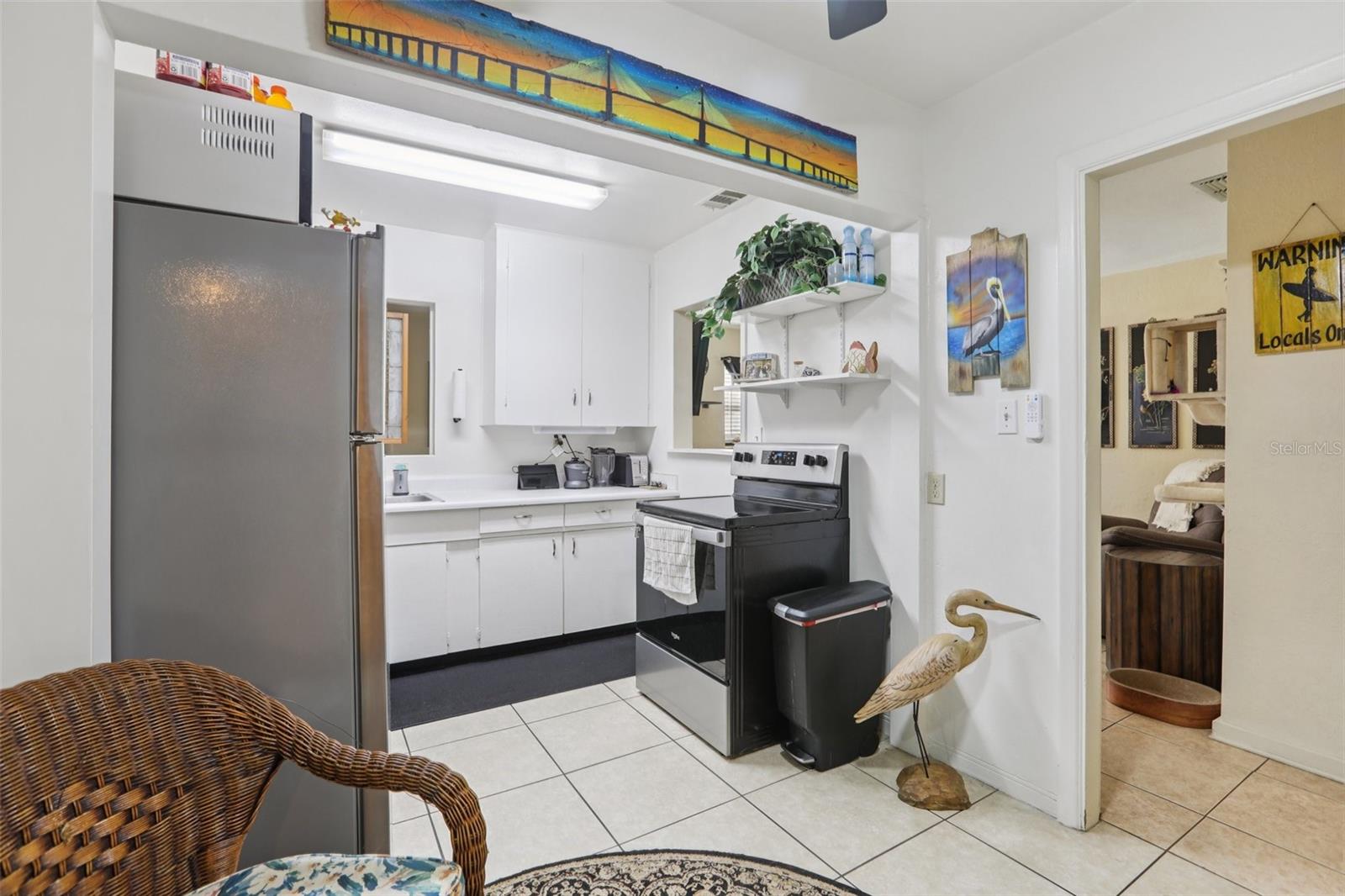 MONTICELLO PARK - Residential Income