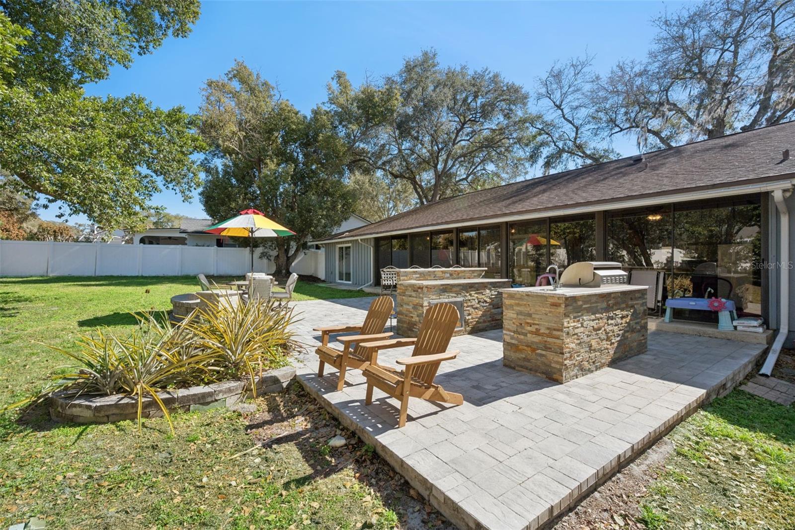 BAY HILL SEC 05 - Residential Lease