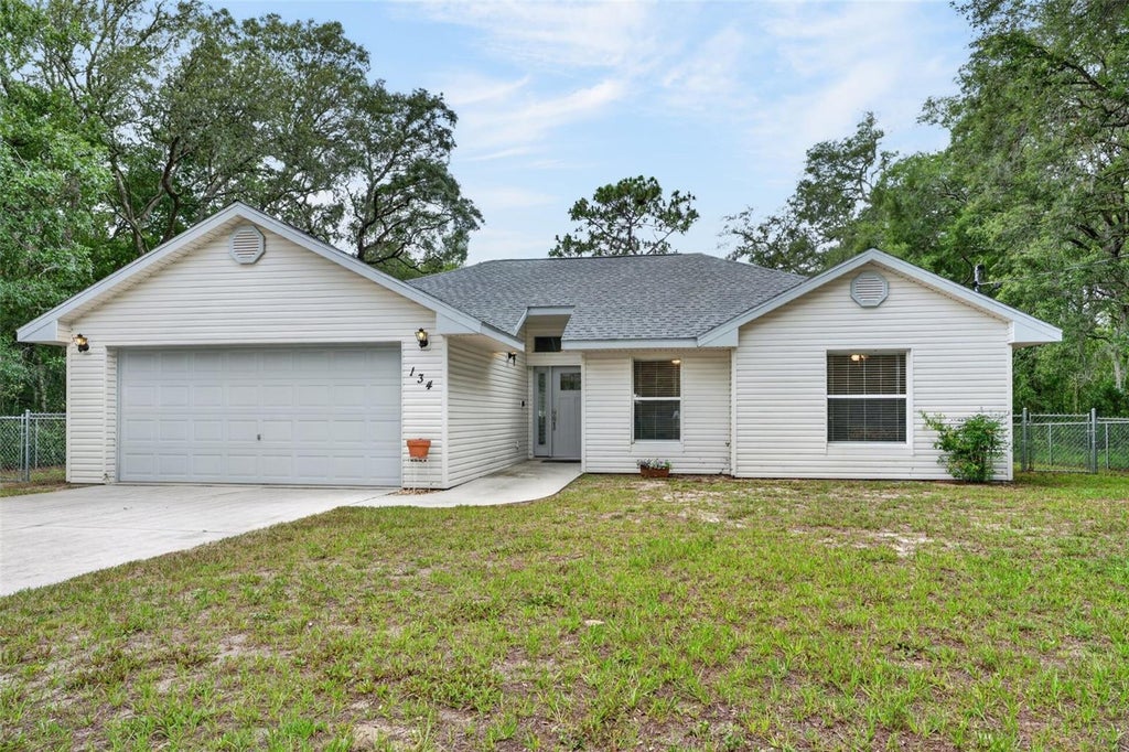 Photo of 134 S Fitzpatrick Avenue, Inverness, FL 34453 (MLS # OM726828)