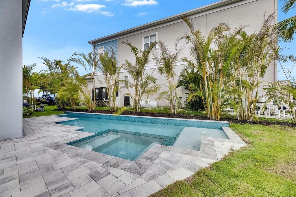 Photo of 6526 Simone Shores Circle, Apollo Beach, FL 33572 (MLS # TB8391409)