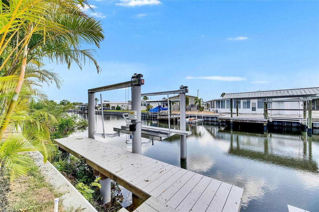 Photo of 6526 Simone Shores Circle, Apollo Beach, FL 33572 (MLS # TB8391409)