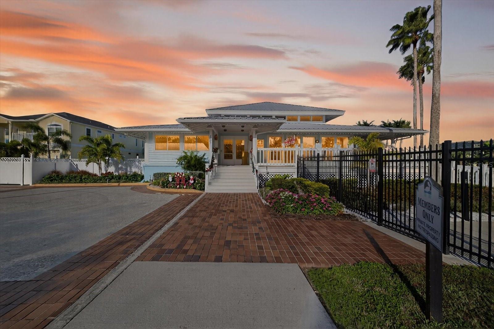 GULF HARBORS SEA FOREST - Residential