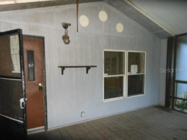 MOON LAKE ESTATES - Residential