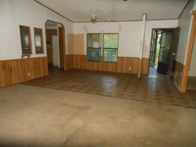 MOON LAKE ESTATES - Residential