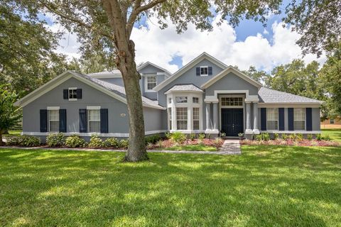 A home in APOPKA