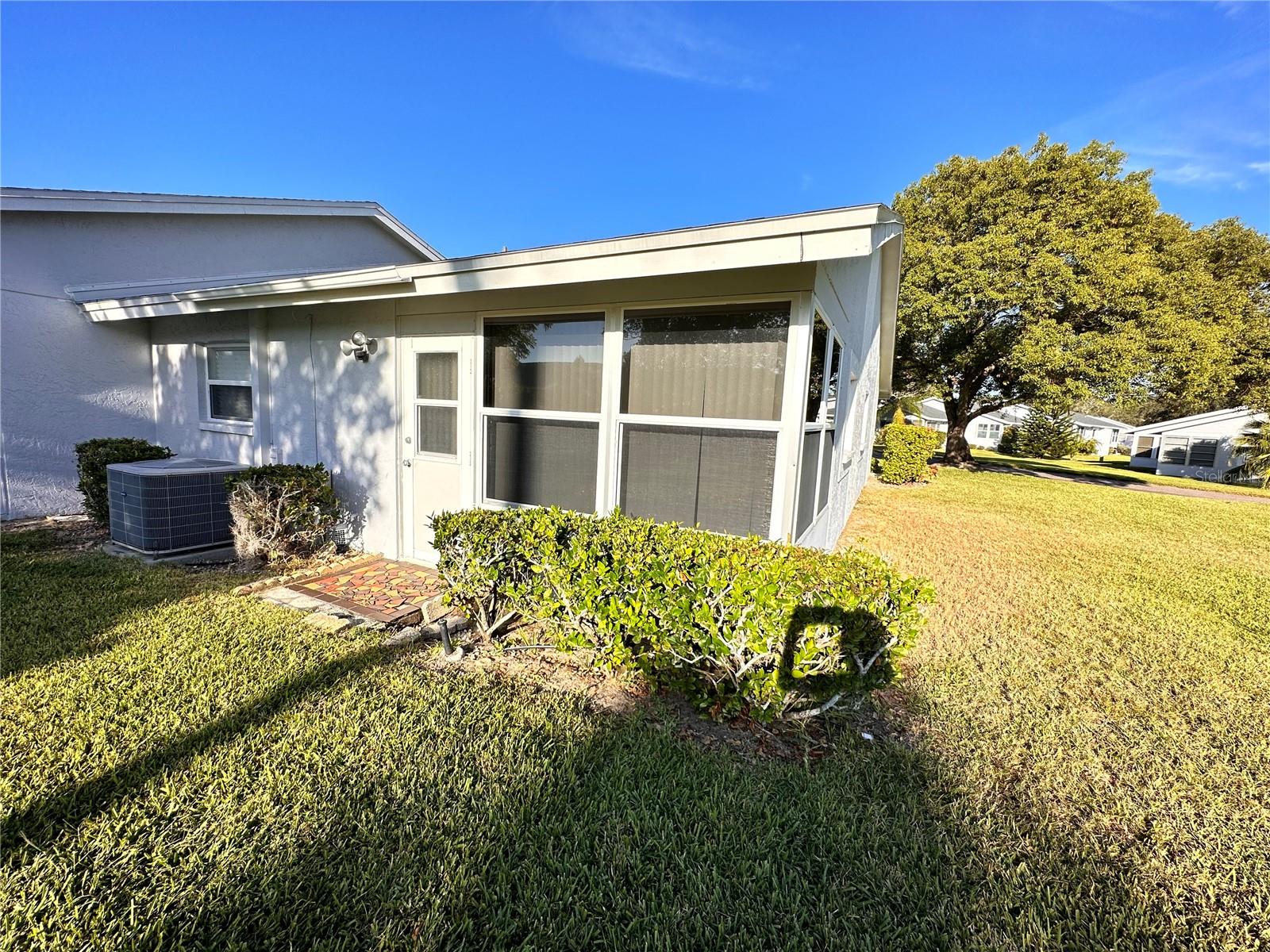 VILLAGE WOODS CONDO PH 02 - Residential