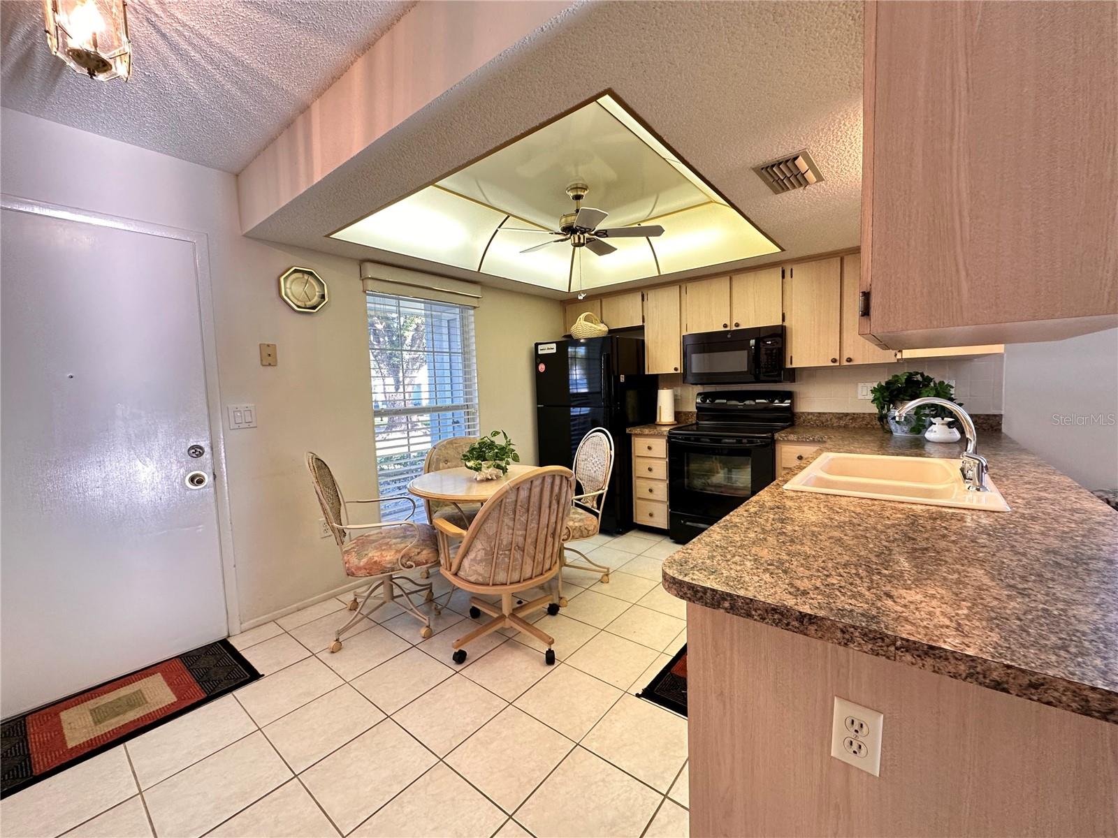 VILLAGE WOODS CONDO PH 02 - Residential