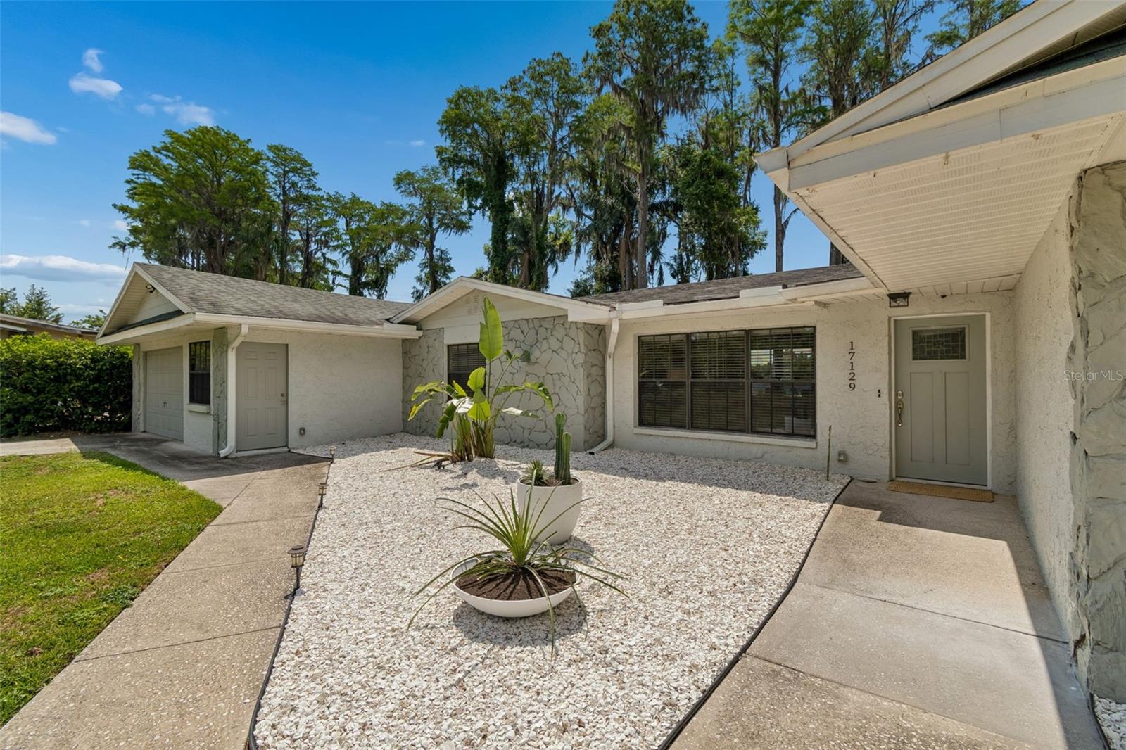 RAINBOW TERRACE - Residential