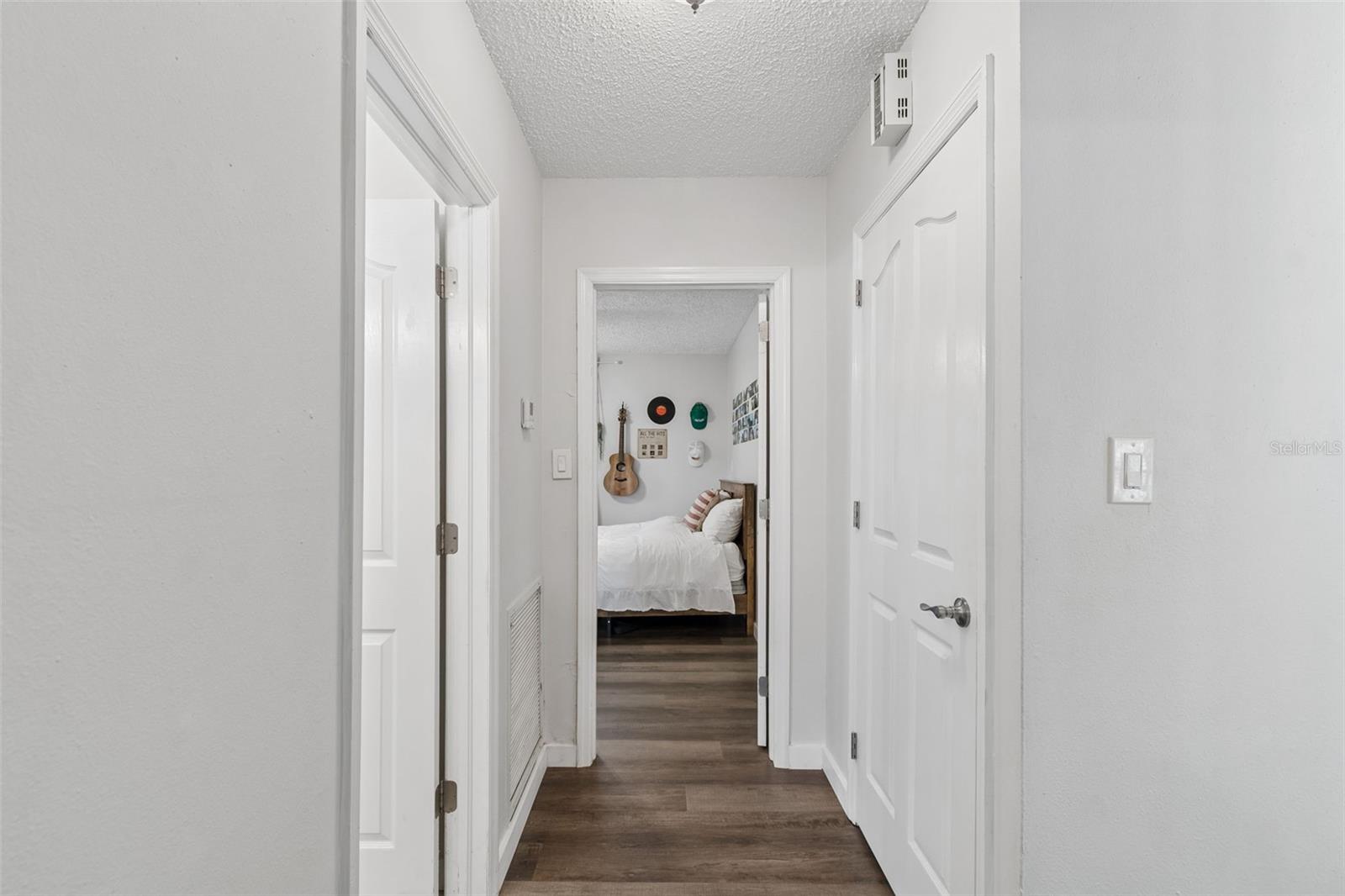 RAINBOW TERRACE - Residential