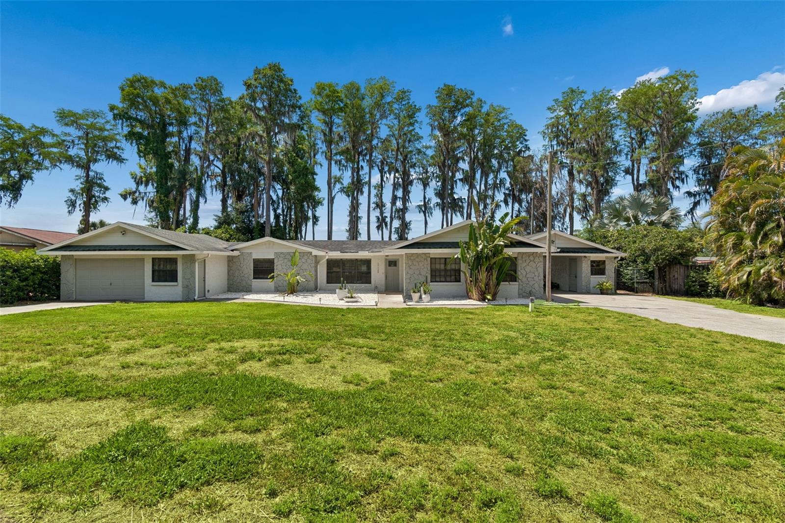 RAINBOW TERRACE - Residential