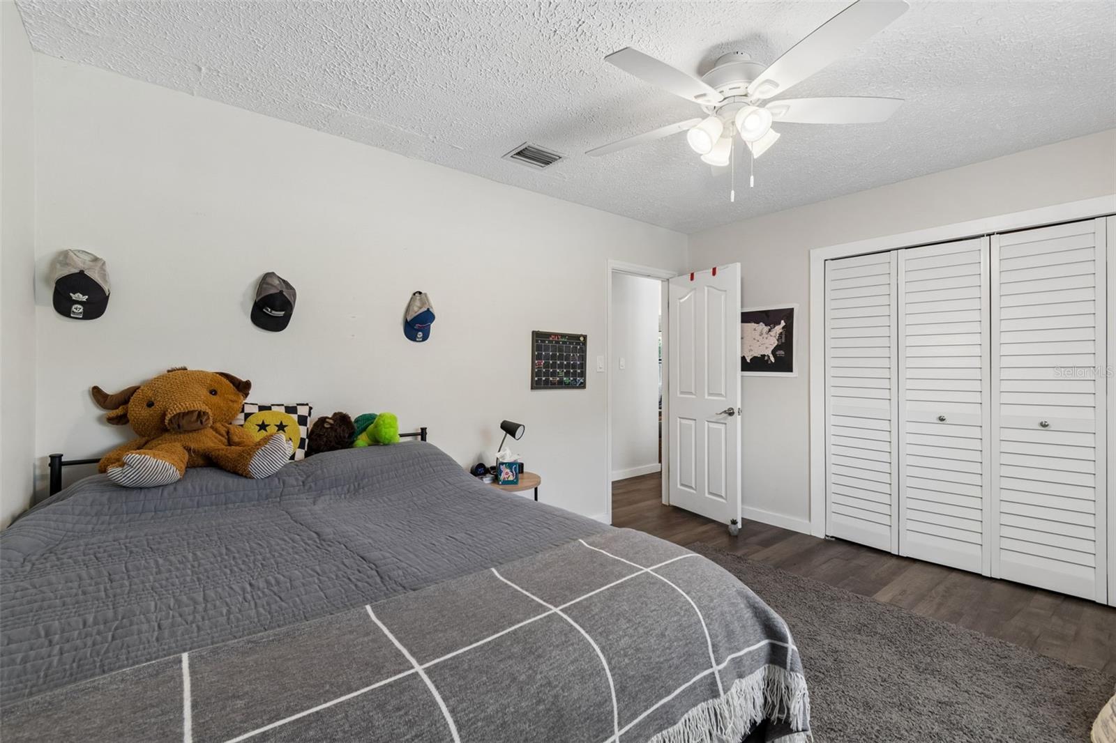 RAINBOW TERRACE - Residential