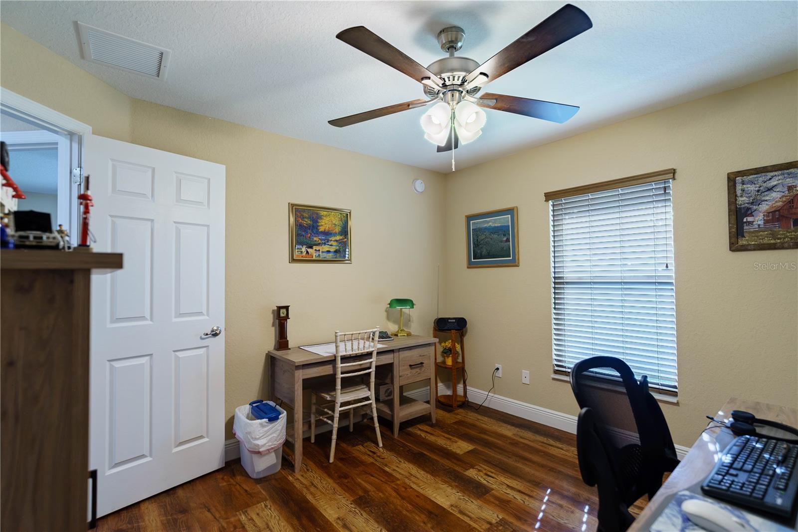 BLUE OAKS - Residential