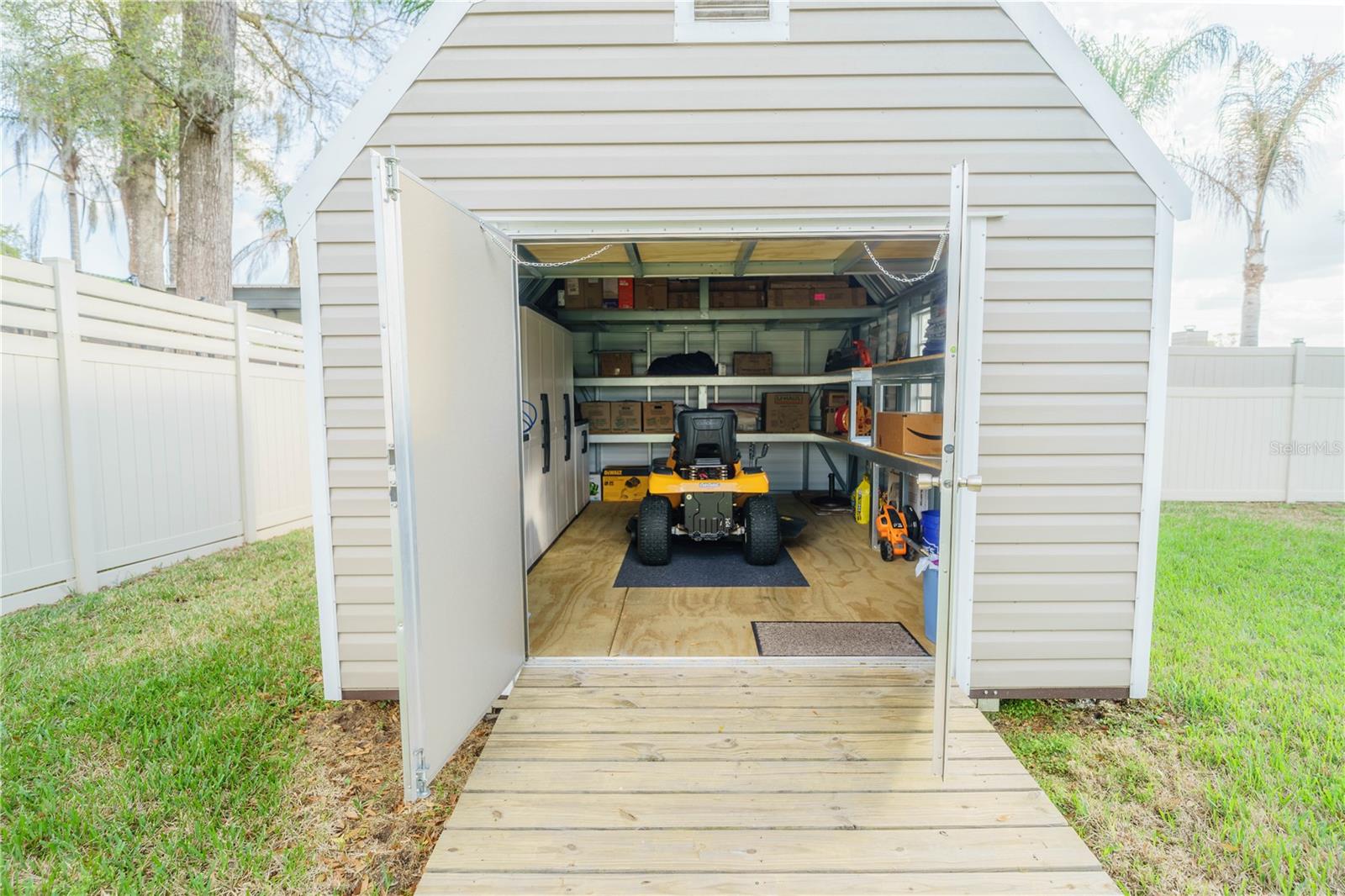 BLUE OAKS - Residential