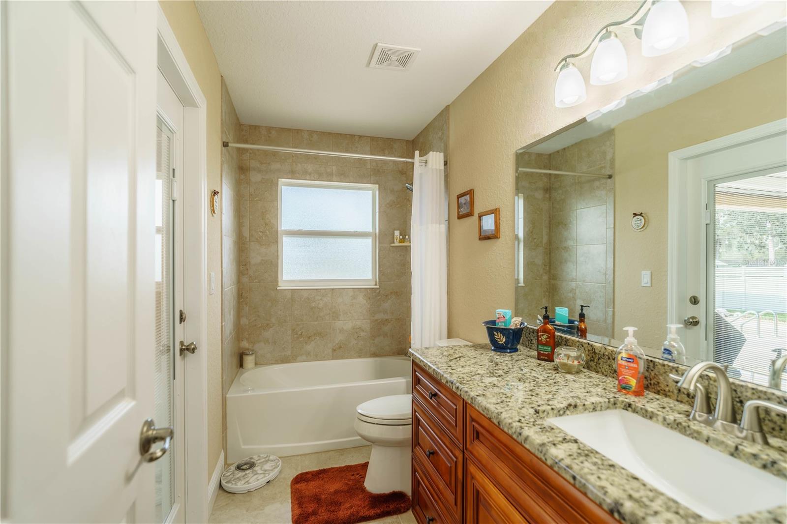 BLUE OAKS - Residential