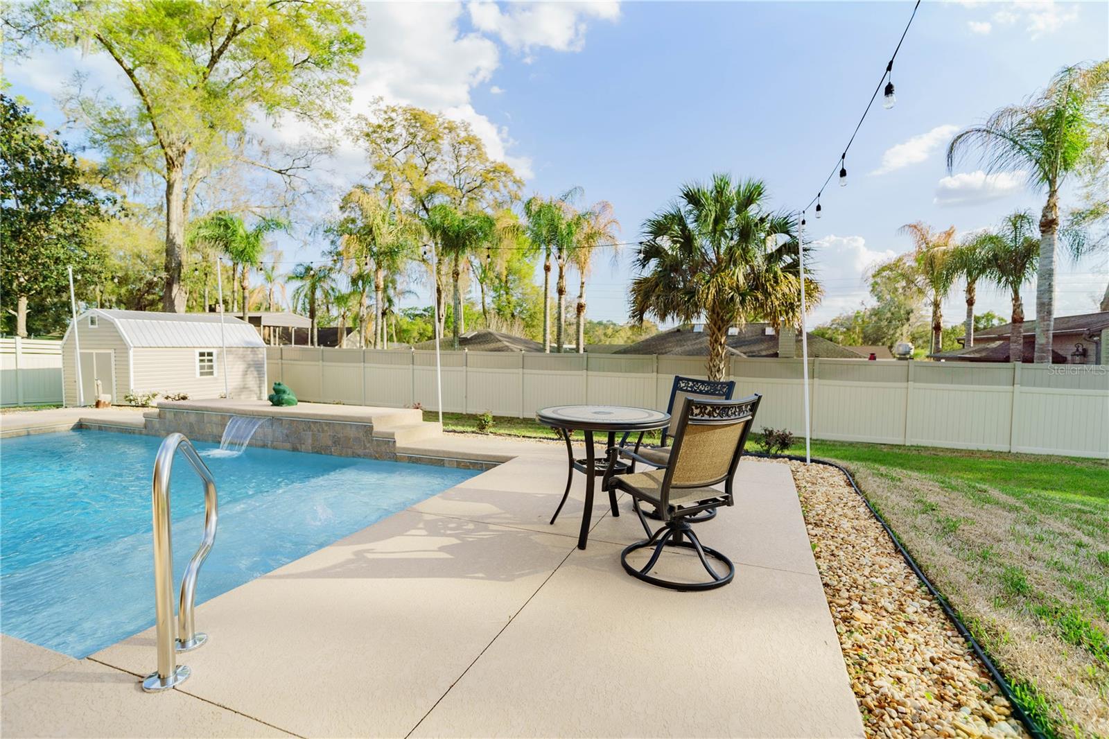 BLUE OAKS - Residential