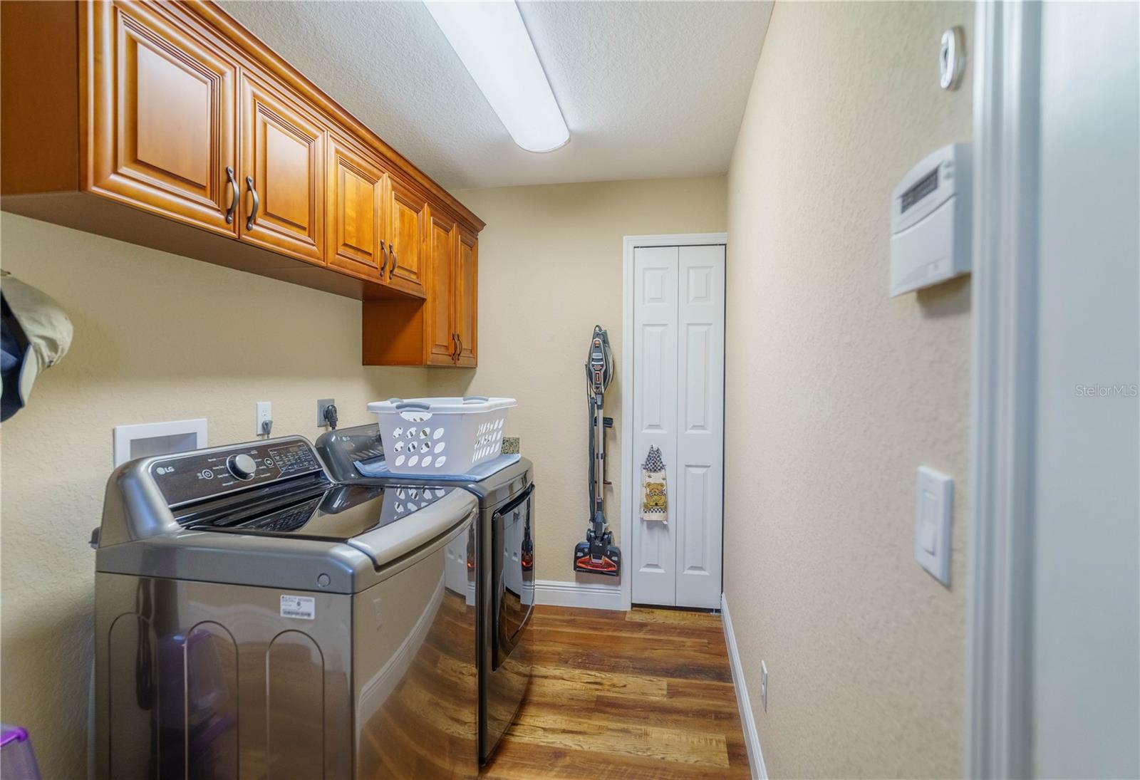 BLUE OAKS - Residential