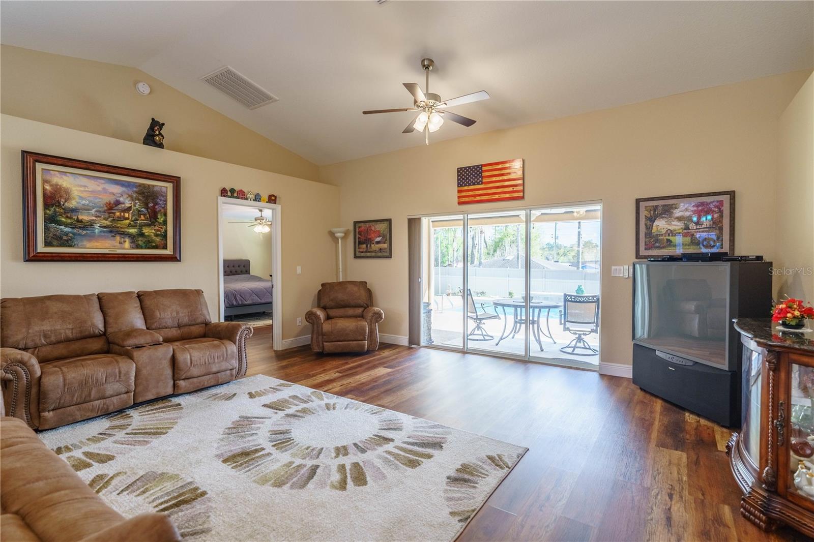 BLUE OAKS - Residential