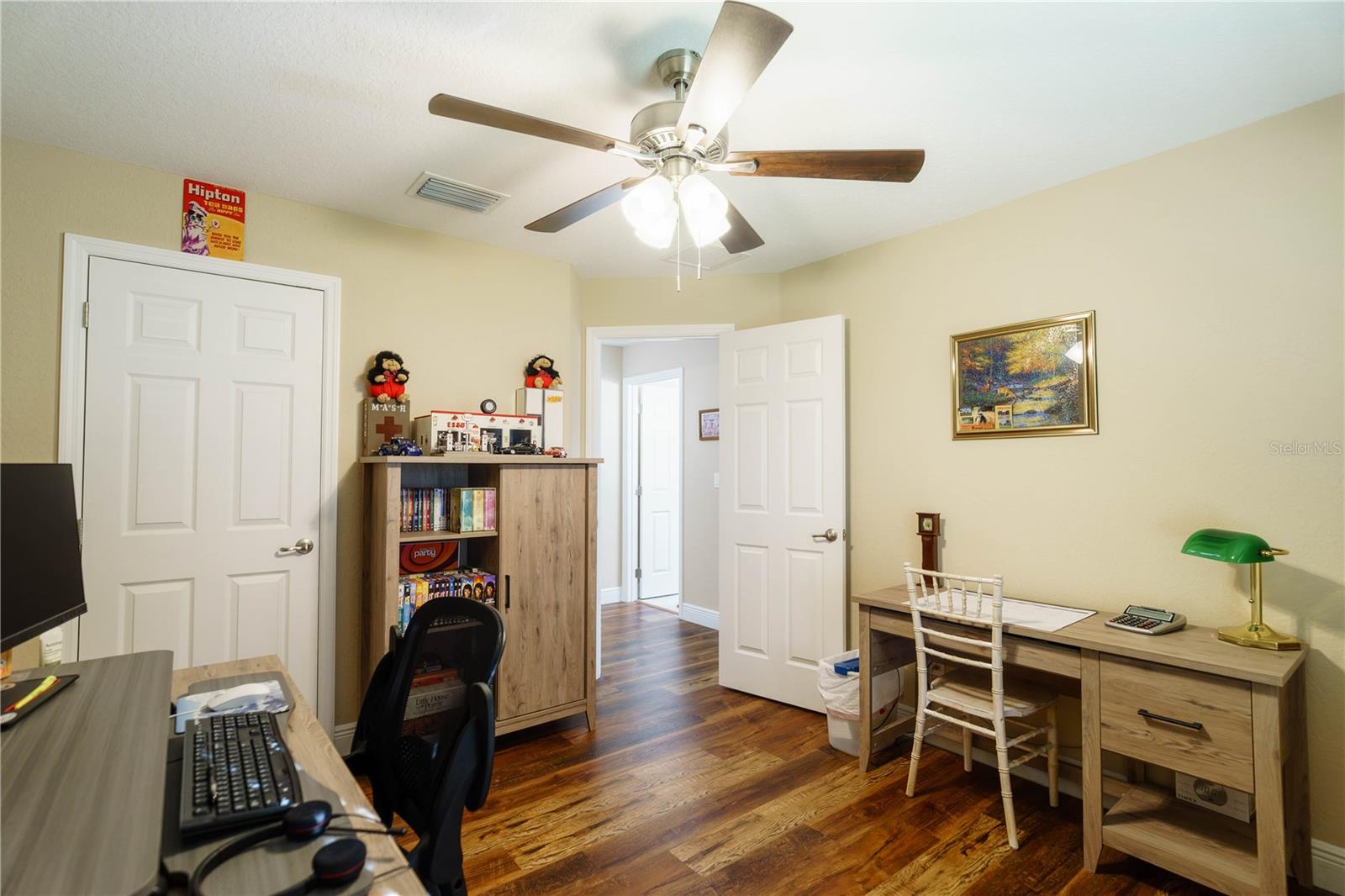 BLUE OAKS - Residential