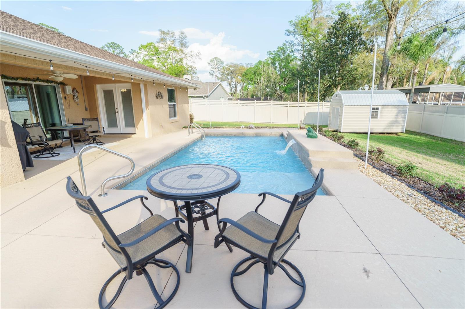 BLUE OAKS - Residential