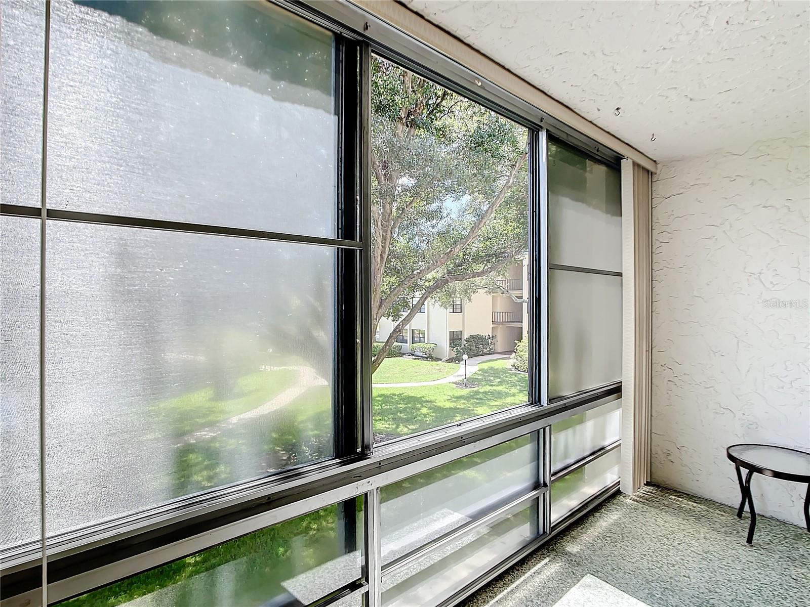 LAKEVIEW OF LARGO - Residential