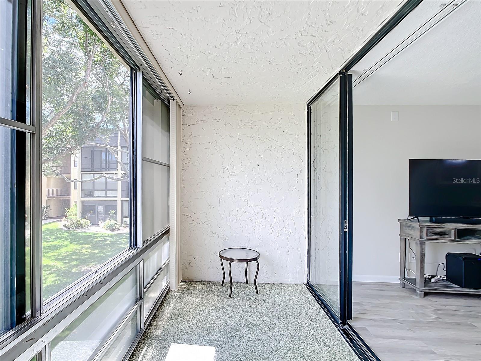 LAKEVIEW OF LARGO - Residential