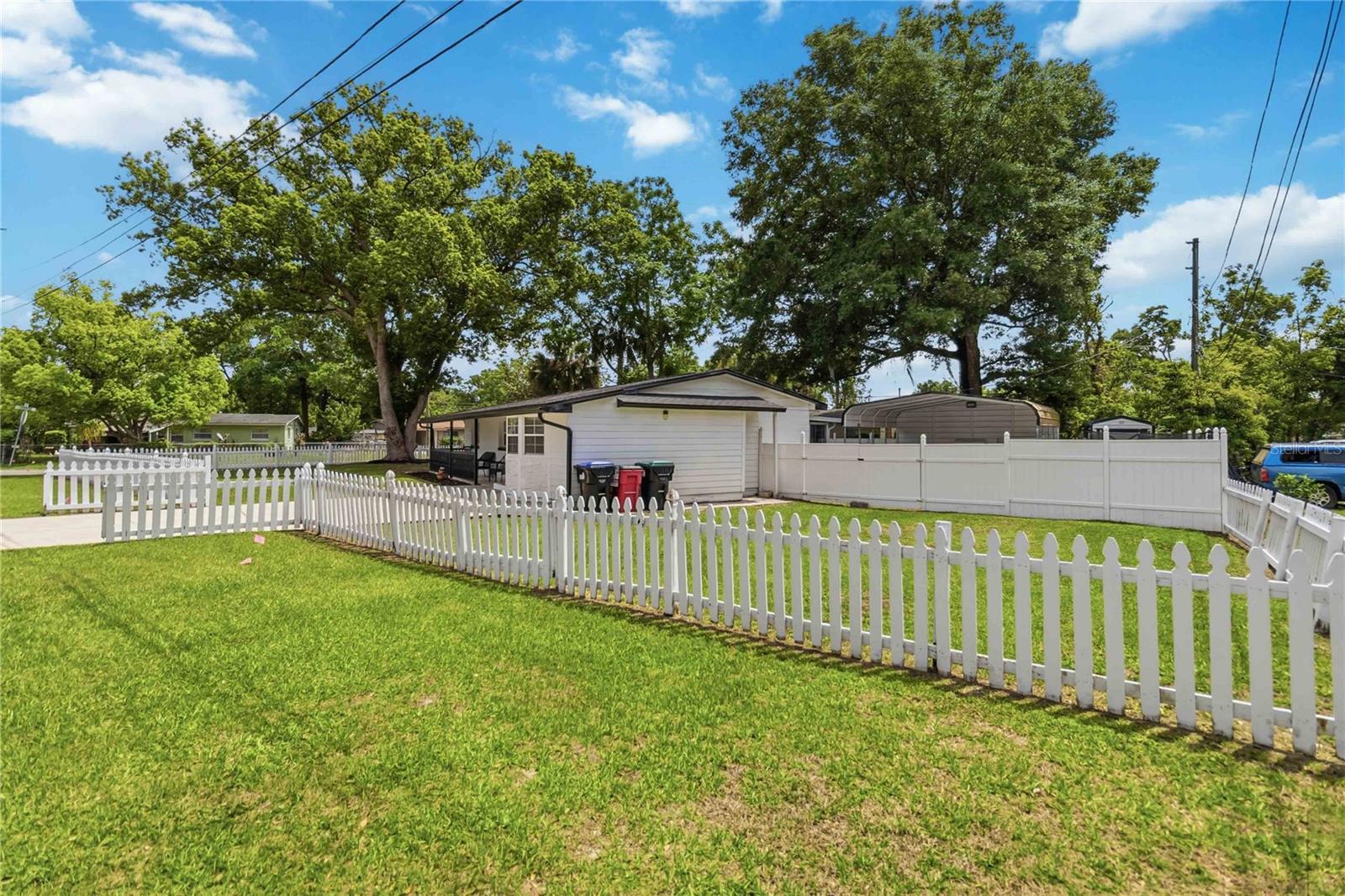 WEKIWA MANOR SEC 01 - Residential