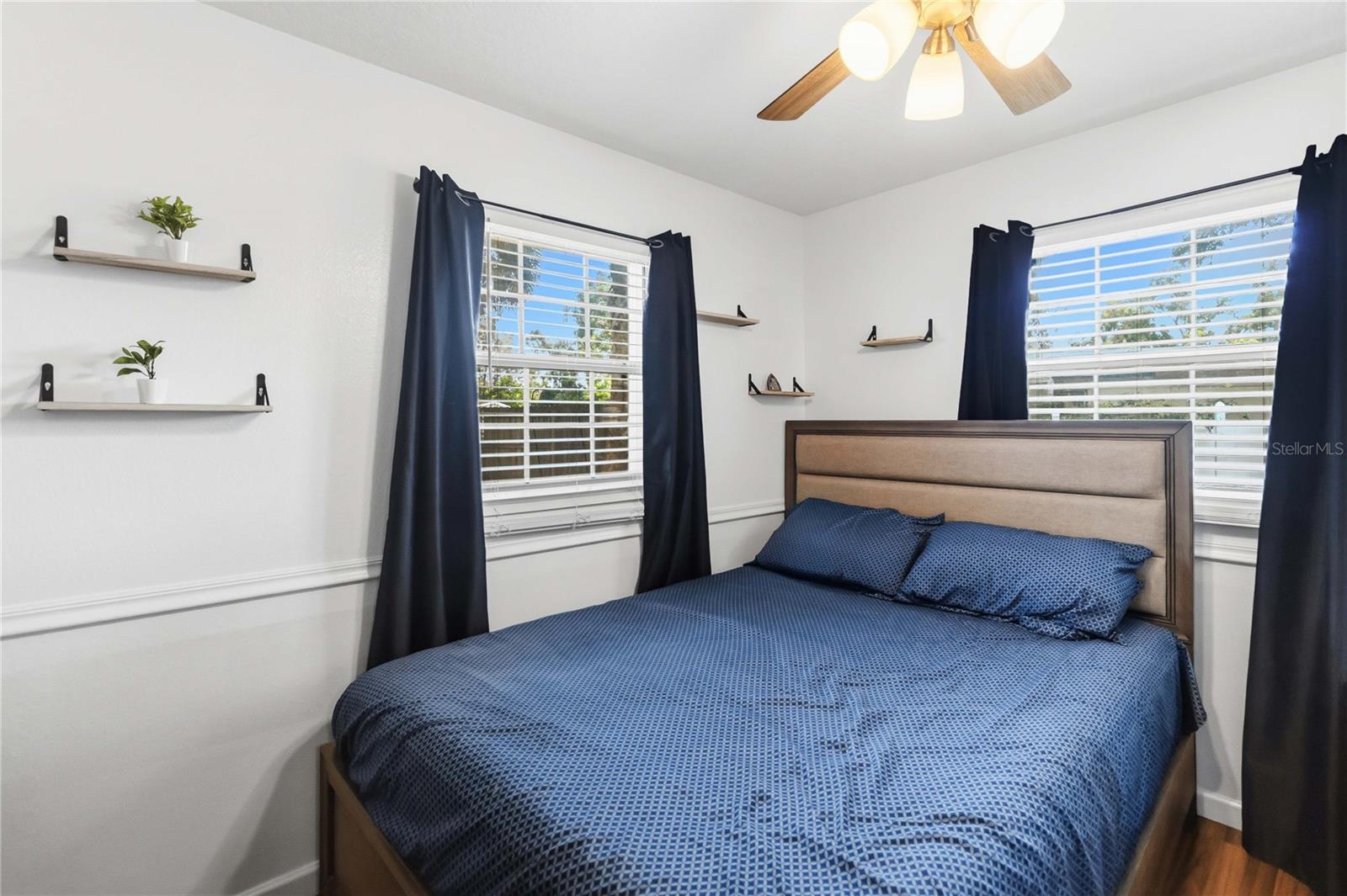 WEKIWA MANOR SEC 01 - Residential