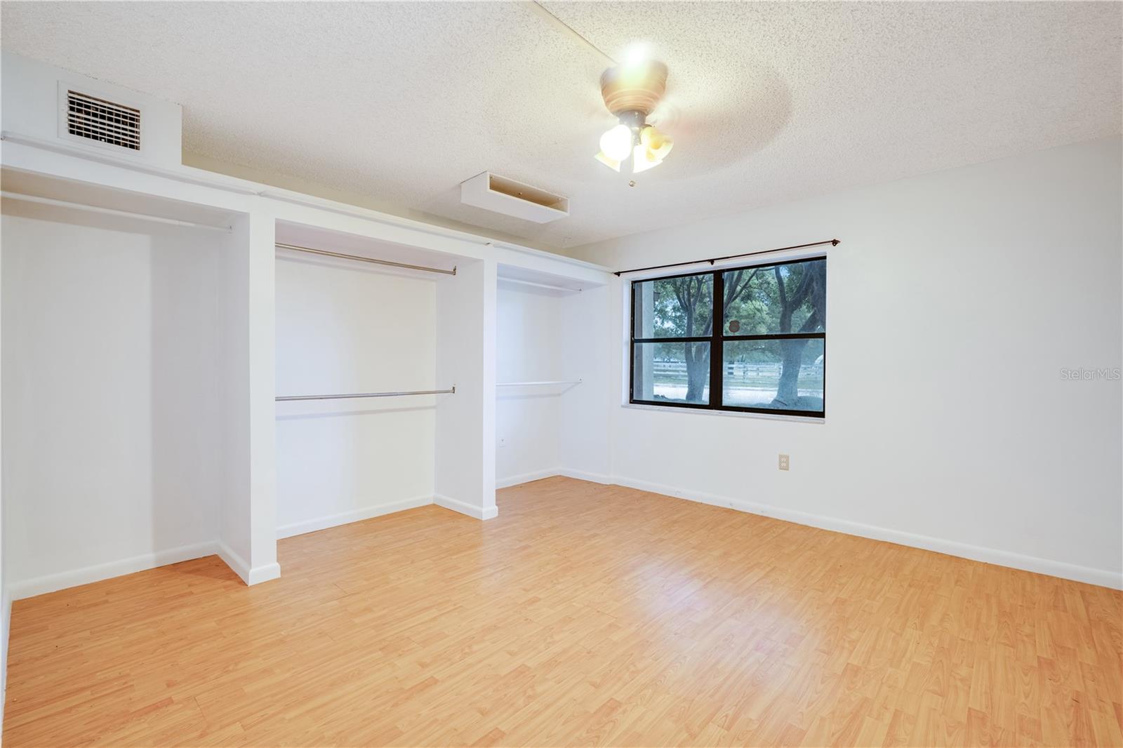 GREENGLADES CONDO 1 - Residential