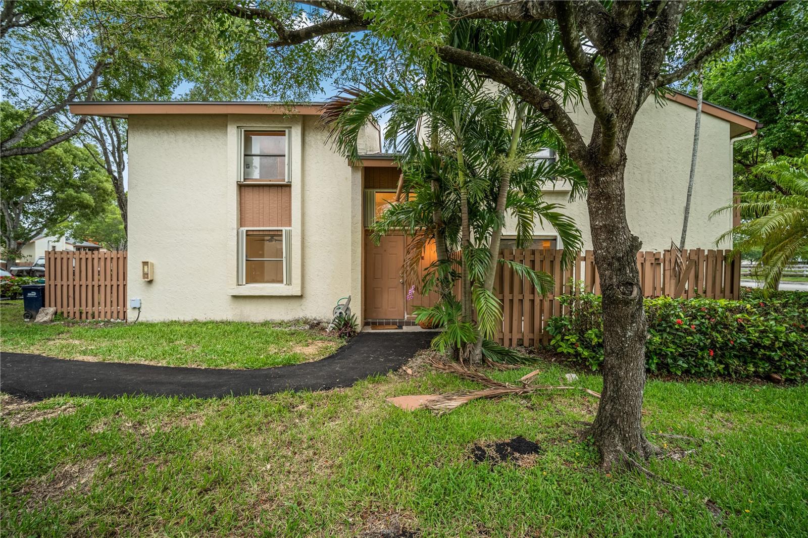 11483 SW 109 ROAD 2E