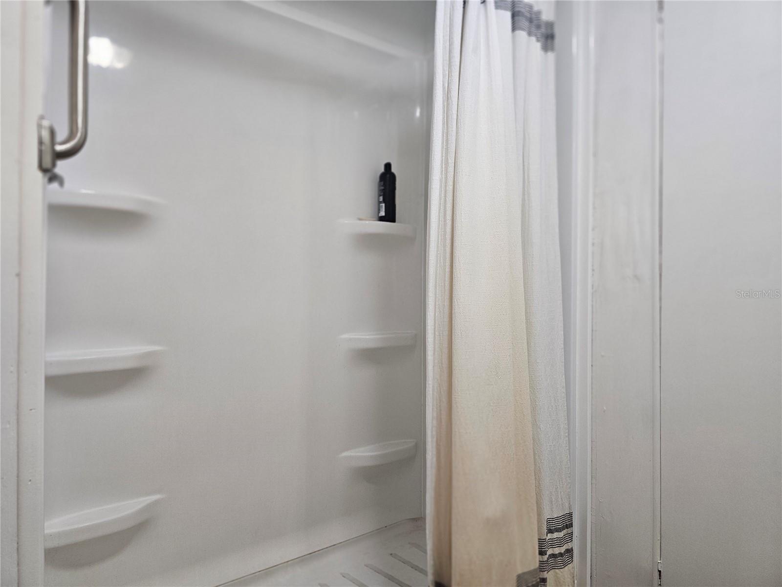 GRAYCES MOBILE ESTATE - Residential