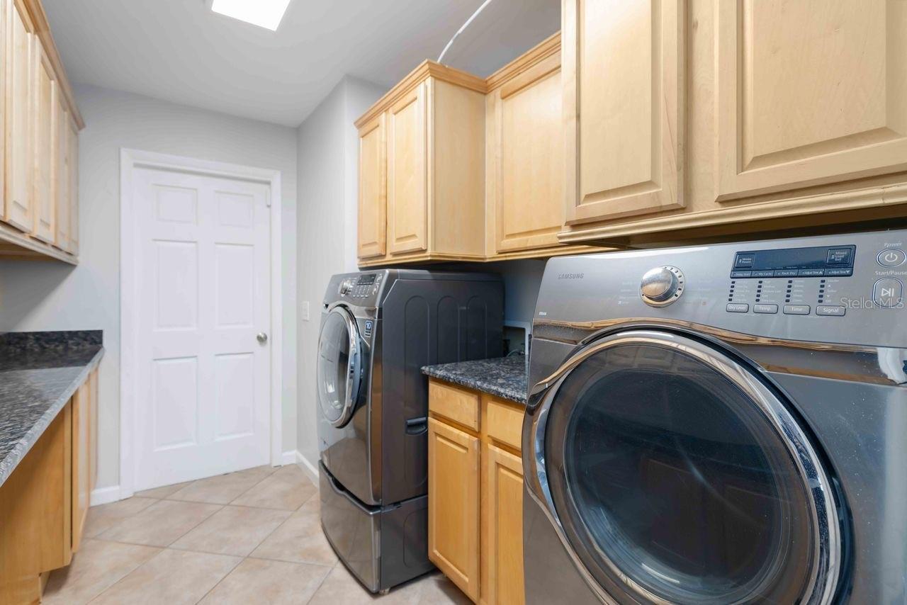 MAGNOLIA MANOR RIVER - Residential