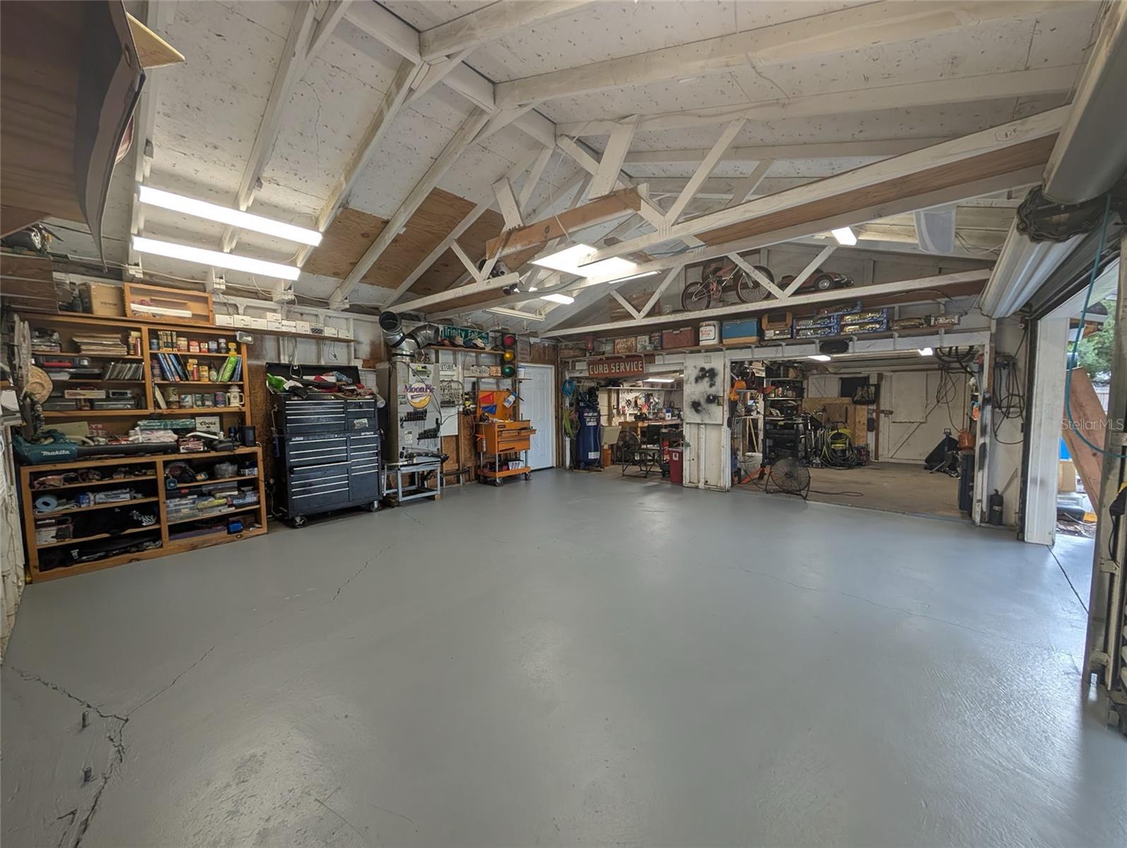 MAGNOLIA MANOR RIVER - Residential