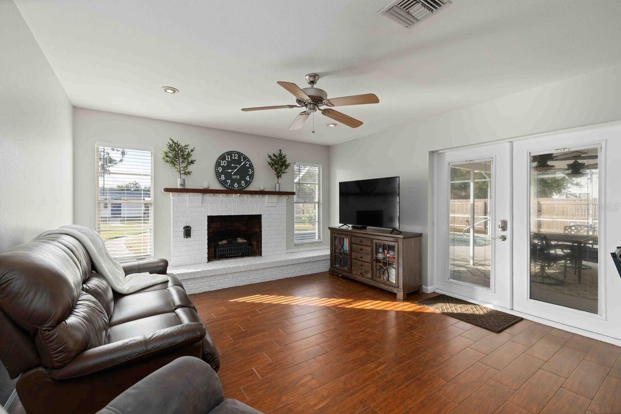 MAGNOLIA MANOR RIVER - Residential