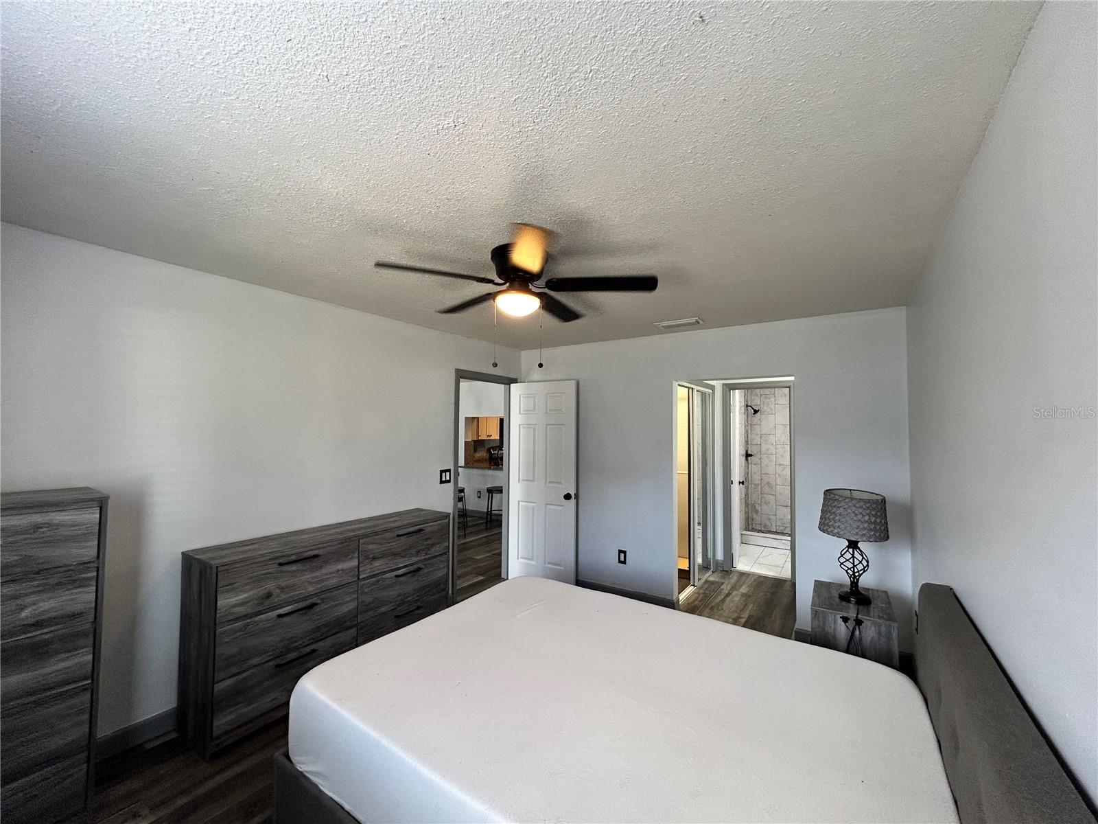 COLONIAL LANDINGS PH 03 - Residential Lease