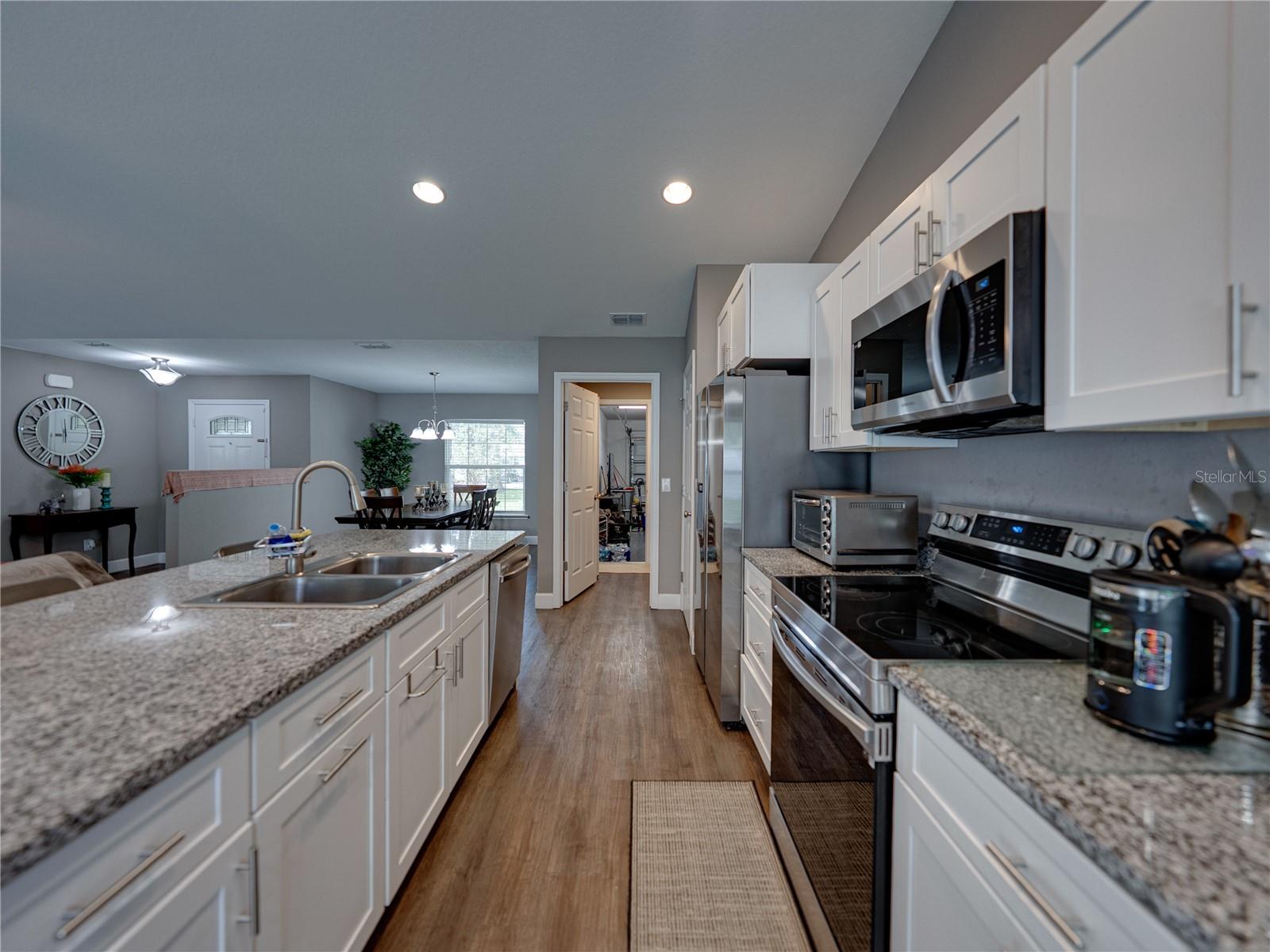 ORANGE HEIGHTS - Residential